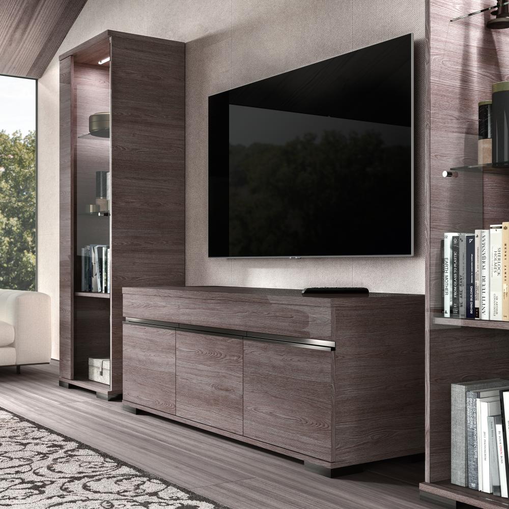 elegans design nappali kollekcio vitrin polcos uveg led vilagitassal bal jobb kivitel design fenyes barna szilfa.jpg